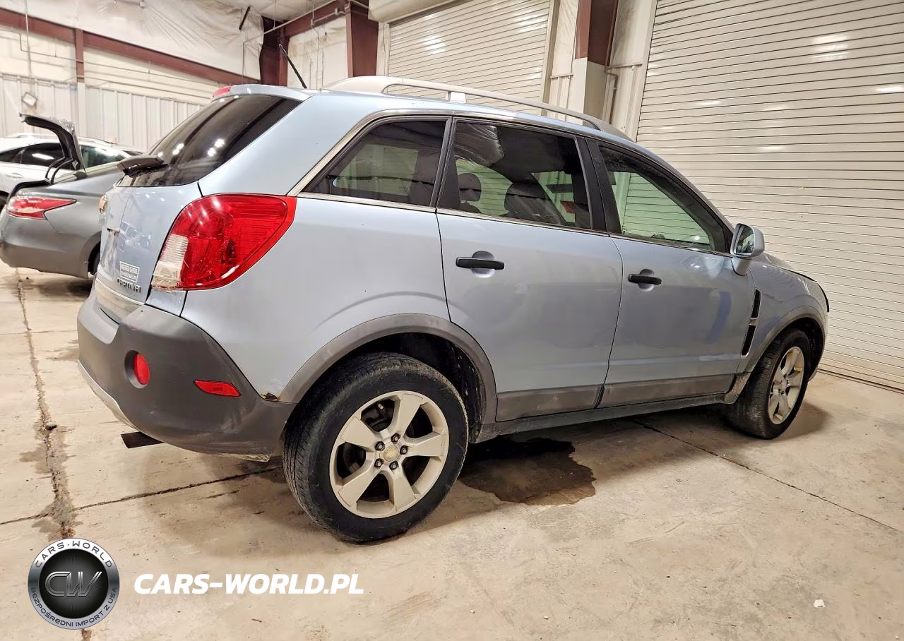2013 Chevrolet Captiva Ls VIN:3GNAL2EK9DS642658 - 3