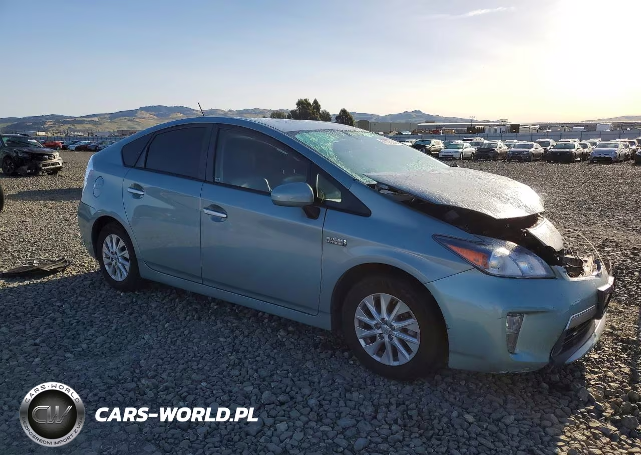 2015 Toyota Prius Plug-In Hybrid Advanced VIN:JTDKN3DP2F3074000 - 4