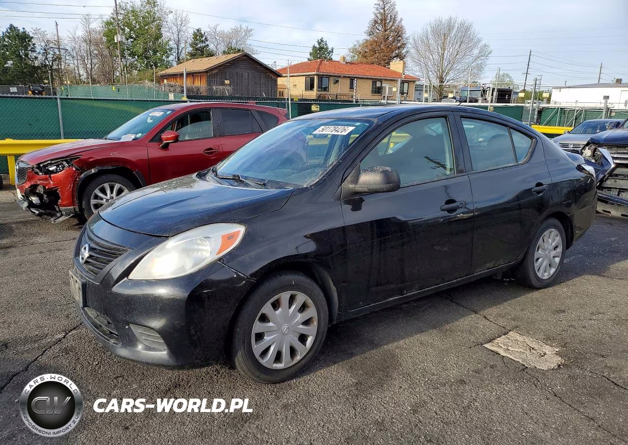 2013 Nissan Versa 1.6 S
