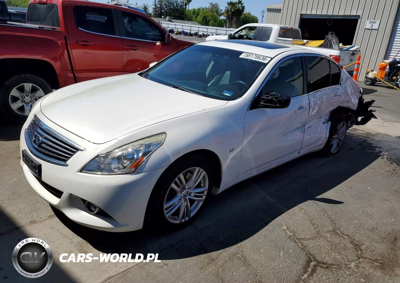 2015 Infiniti Q40 Base