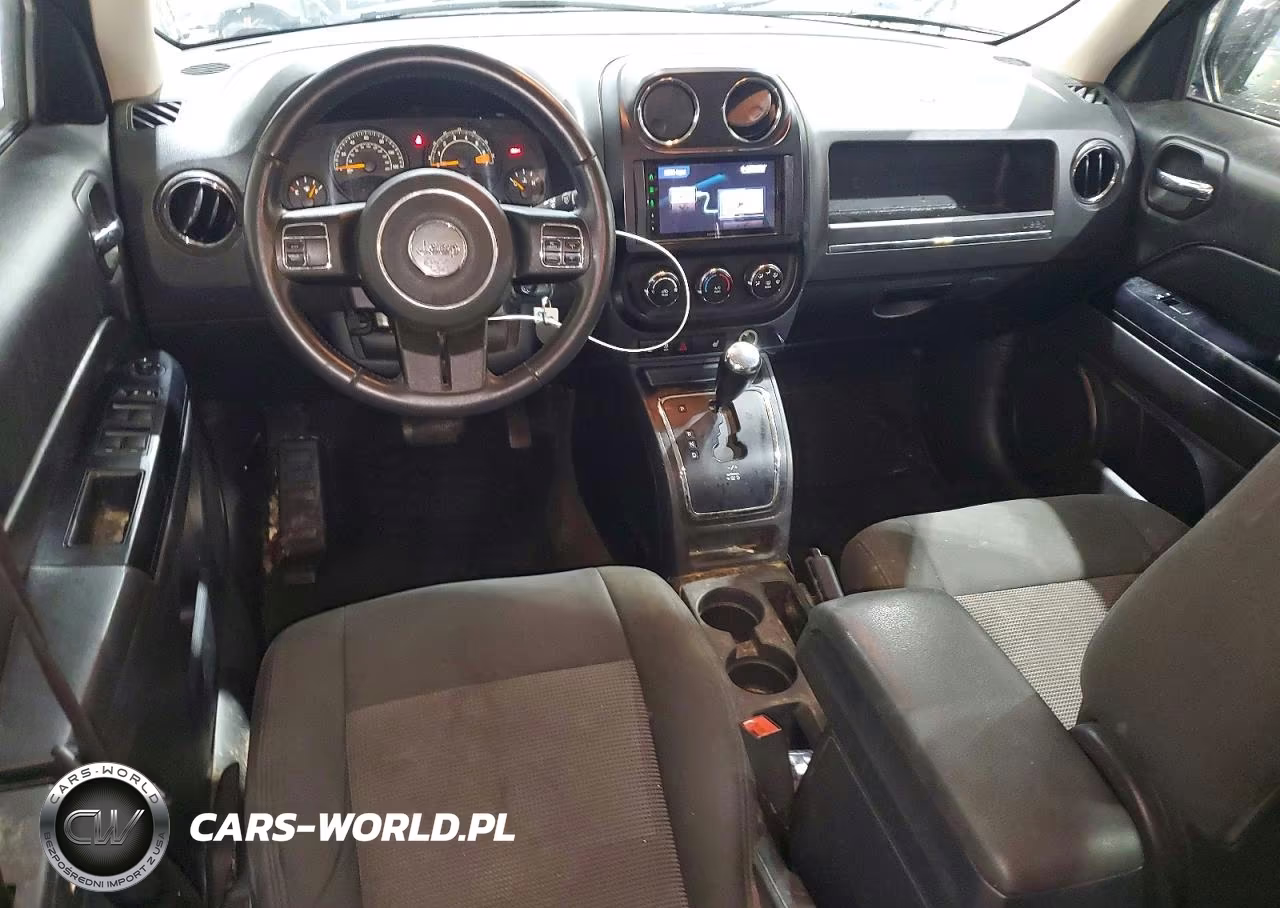2014 Jeep Patriot Latitude VIN:1C4NJRFB9ED847017 - 8