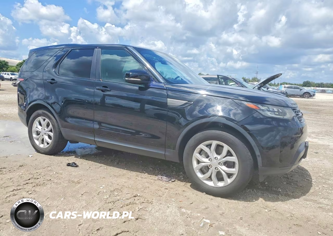2020 Land Rover Discovery Se VIN:SALRG2RV6L2427584 - 4