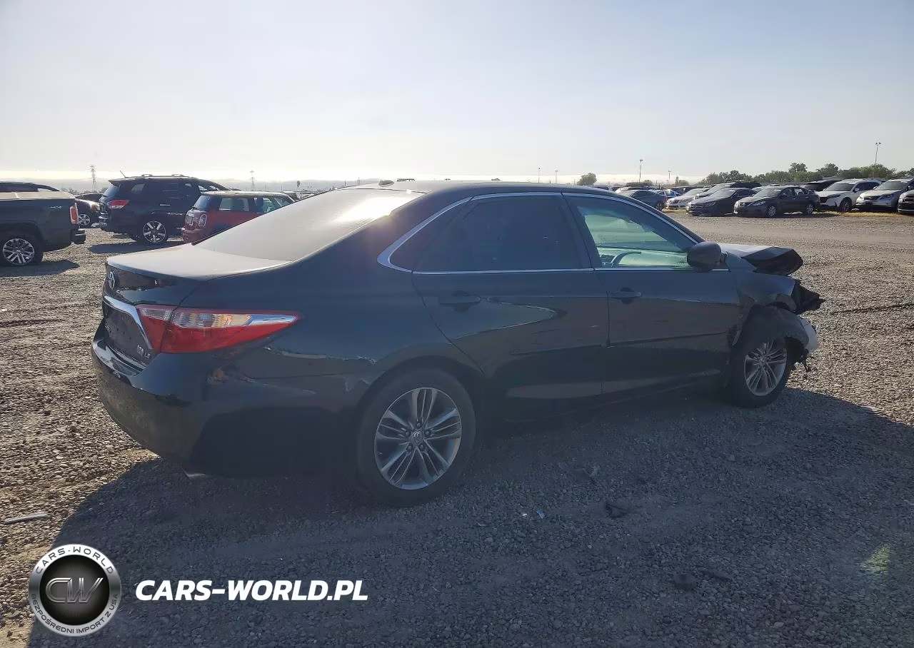 2015 Toyota Camry Se VIN:4T1BF1FK8FU103461 - 3