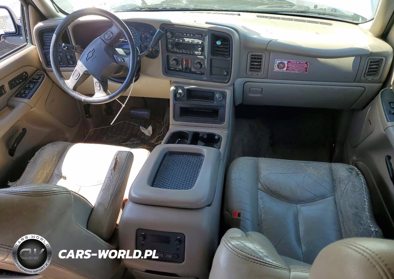 2005 Chevrolet Tahoe C1500 VIN:1GNEC13T65R198442 - 8