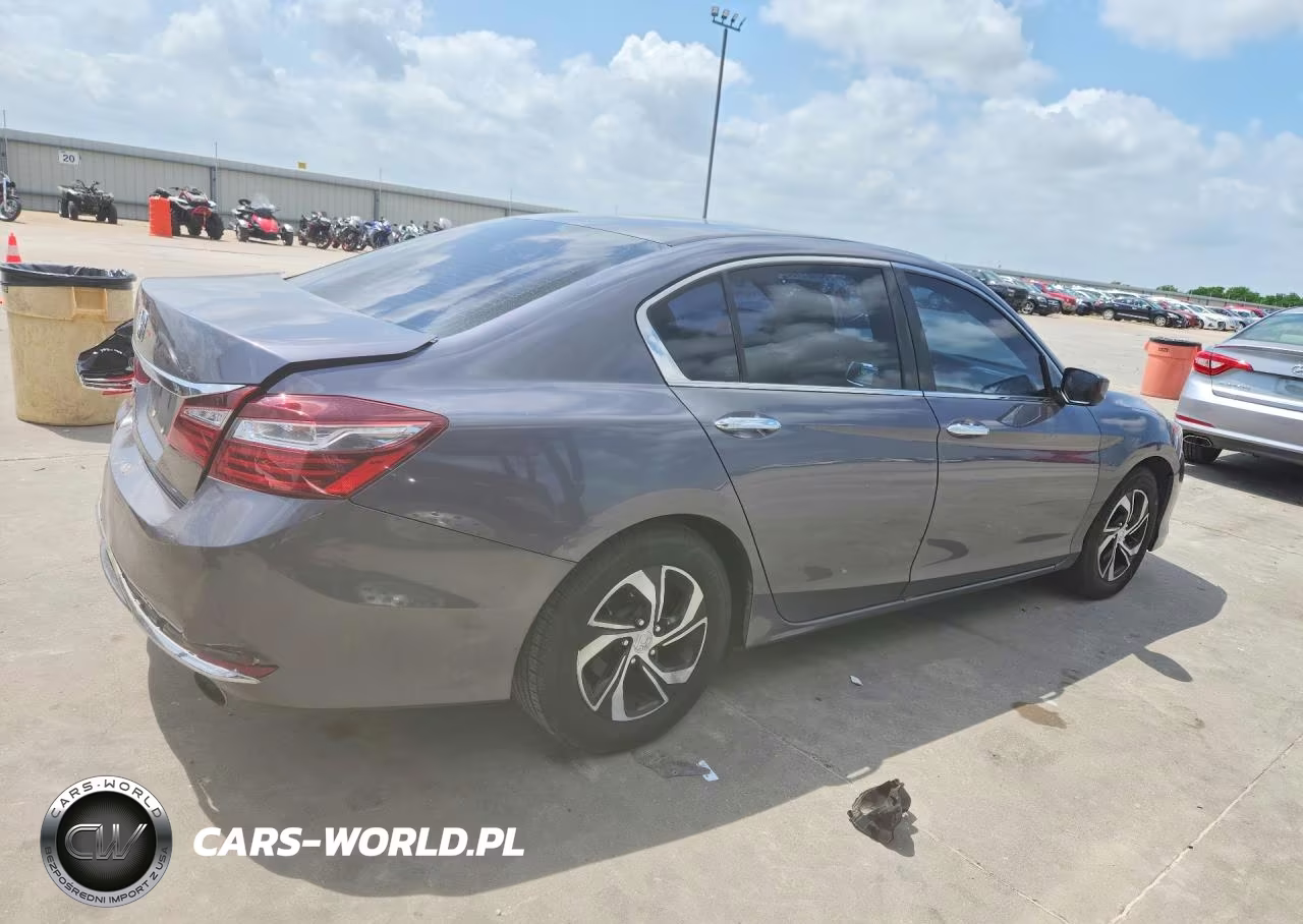 2017 Honda Accord Lx VIN:1HGCR2F39HA216467 - 3