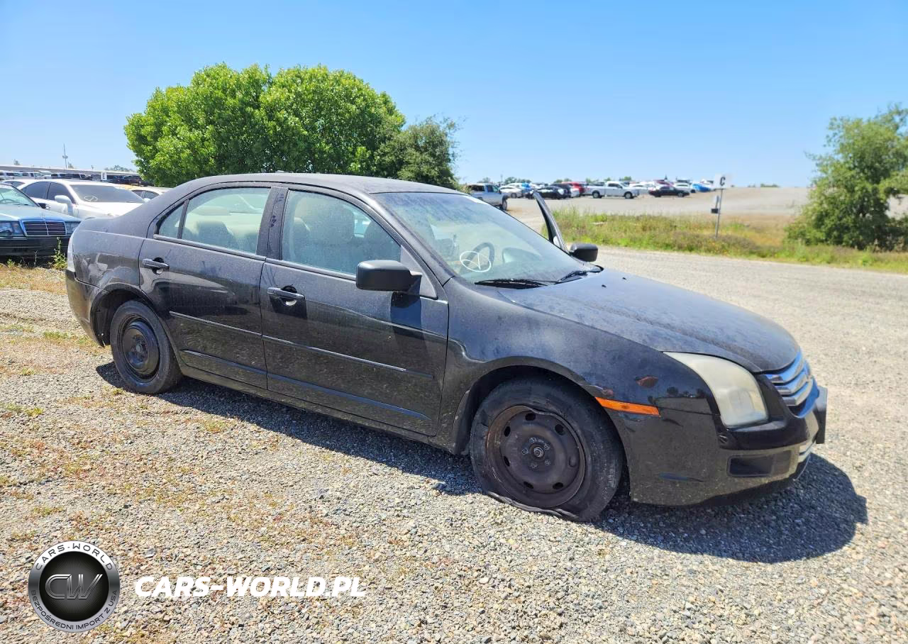 2009 Ford Fusion S VIN:3FAHP06Z99R213505 - 4