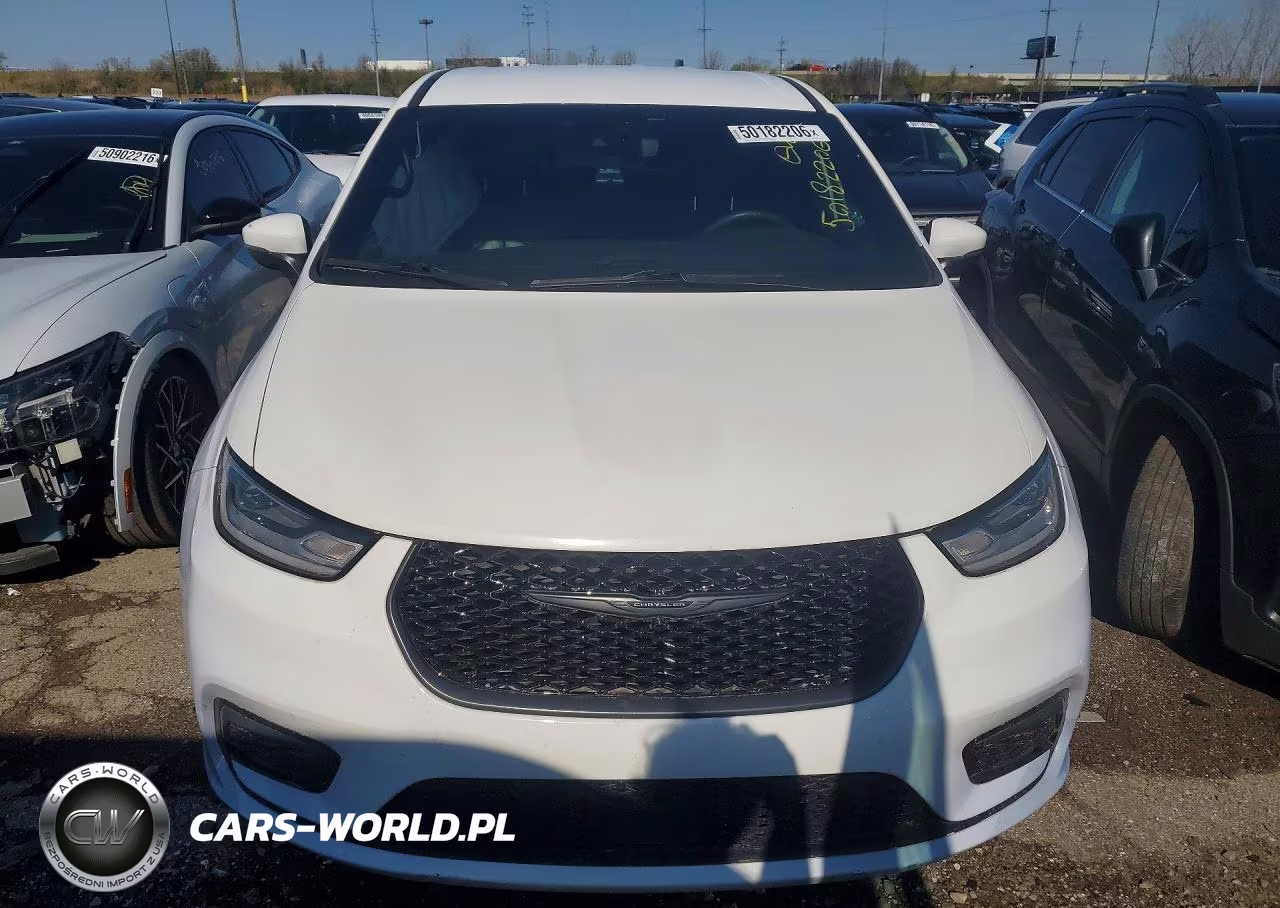 2023 Chrysler Pacifica Hybrid Touring L VIN:2C4RC1L79PR513728 - 5