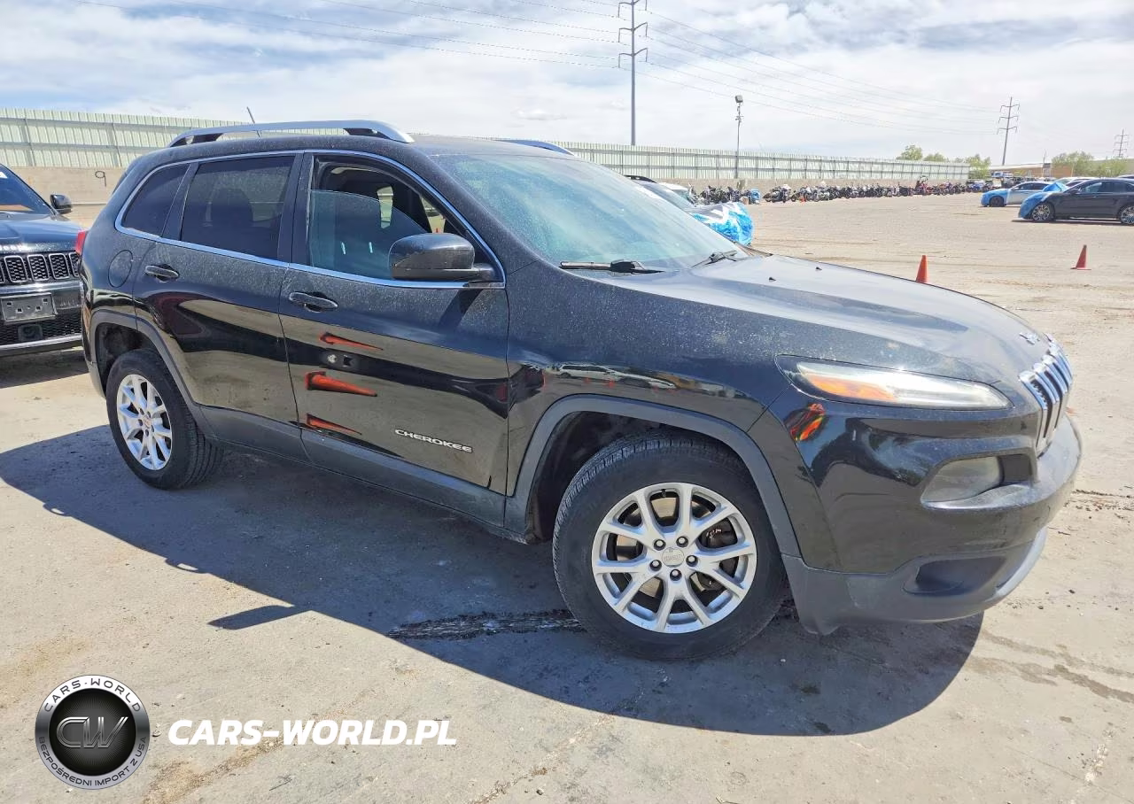 2014 Jeep Cherokee Latitude VIN:1C4PJLCSXEW116708 - 4