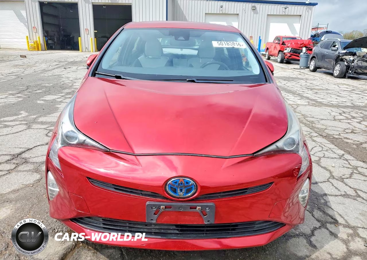 2016 Toyota Prius Four Touring VIN:JTDKARFU2G3512498 - 5