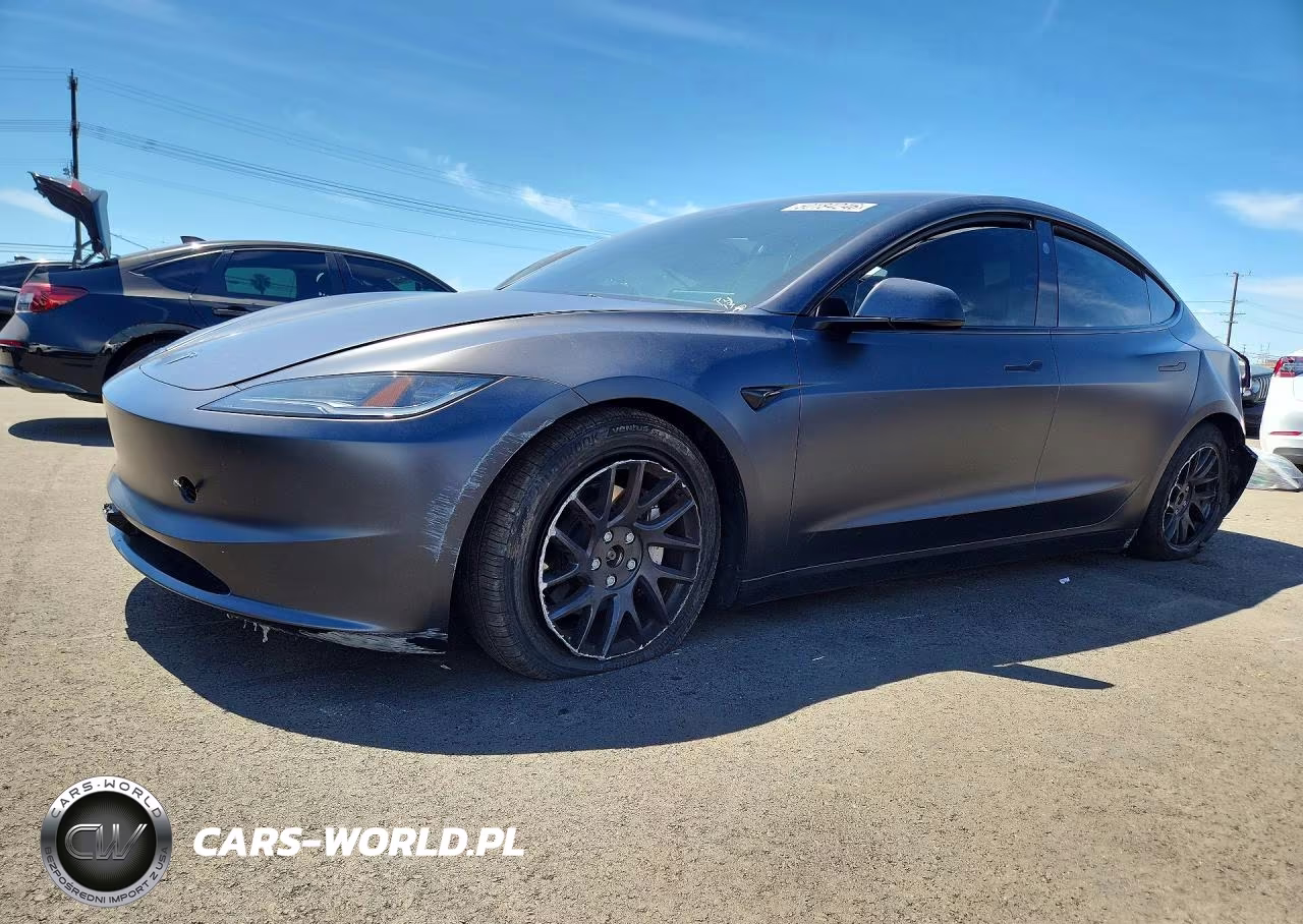 2024 Tesla Model 3 – zdjęcie 1 z 12