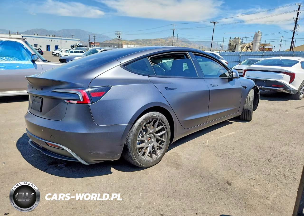 2024 Tesla Model 3 VIN:5YJ3E1EB2RF813529 - 3