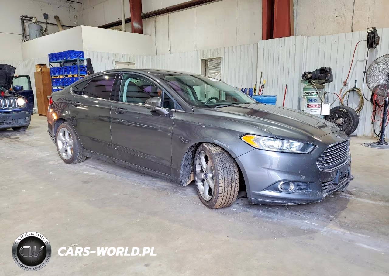 2015 Ford Fusion Se VIN:1FA6P0HDXF5113288 - 4