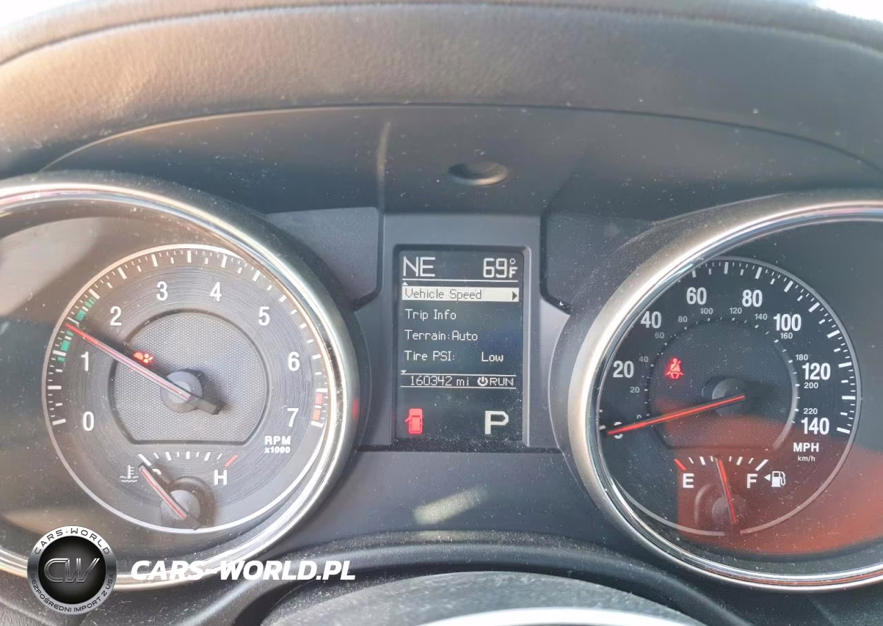 2011 Jeep Grand Cherokee Overland VIN:1J4RR6GG1BC624680 - 9