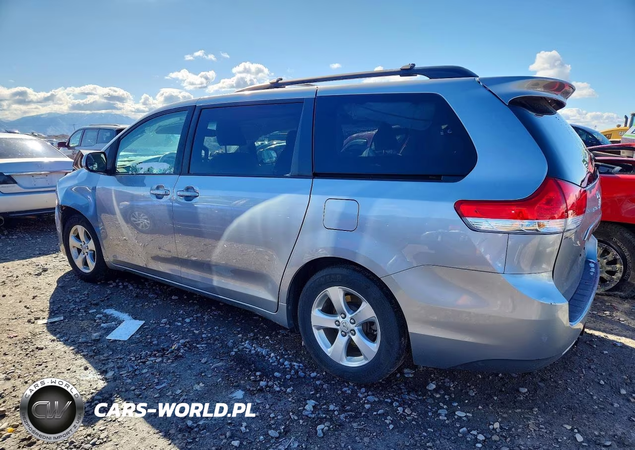 2011 Toyota Sienna Le VIN:5TDKK3DC0BS091943 - 2