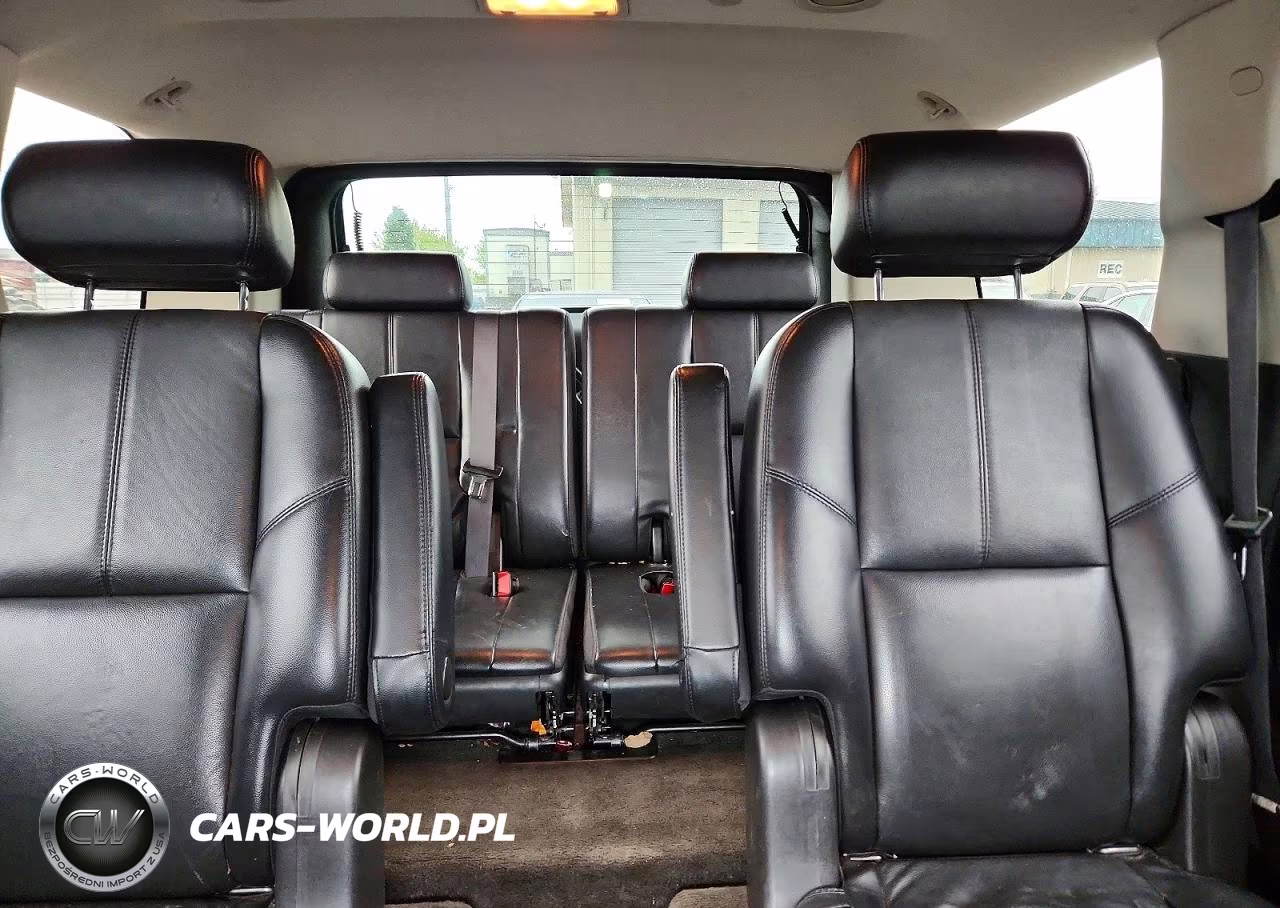 2007 Chevrolet Tahoe K1500 VIN:1GNFK13027R193755 - 10
