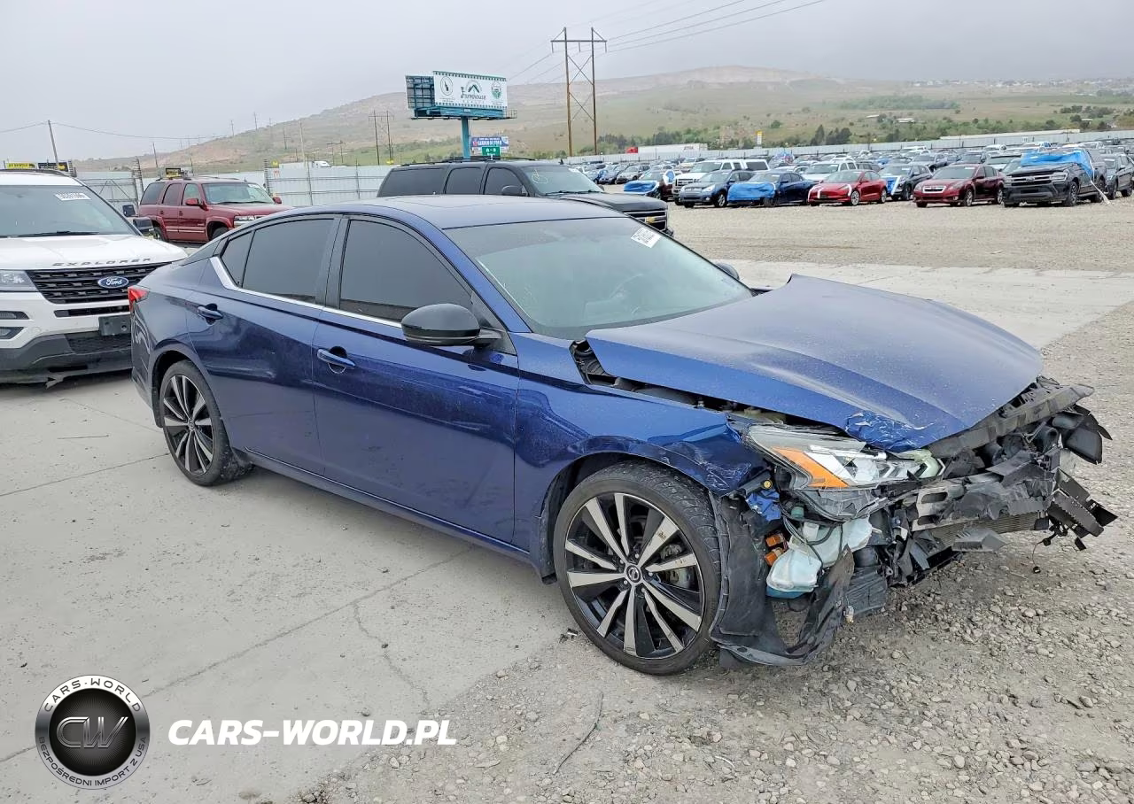 2019 Nissan Altima Sr VIN:1N4BL4CV2KC103281 - 4