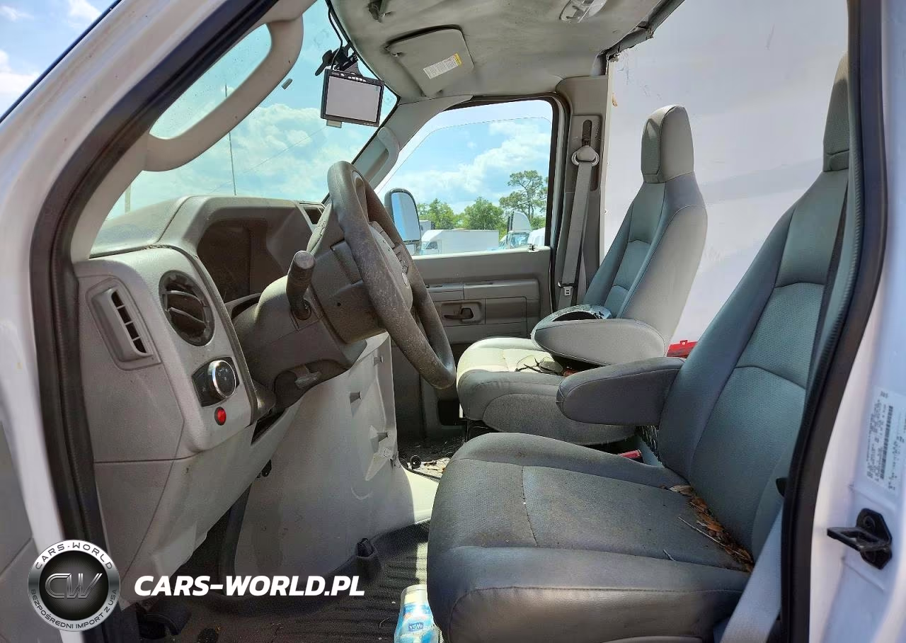 2023 Ford Econoline E450 Super Duty Cutaway Van VIN:1FDXE4FN3PDD21622 - 7