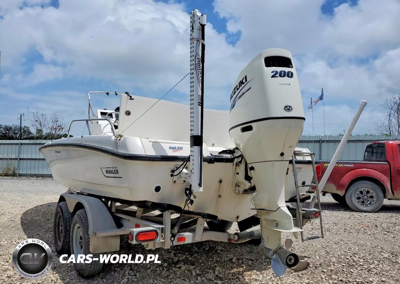 2011 Boston Whaler Boat VIN:BWCE024L011 - 3