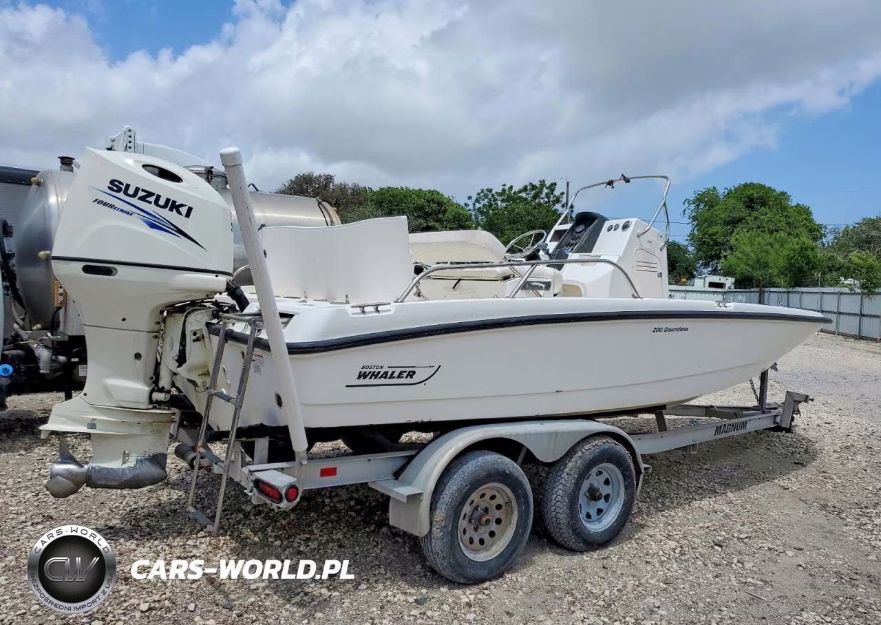 2011 Boston Whaler Boat VIN:BWCE024L011 - 4