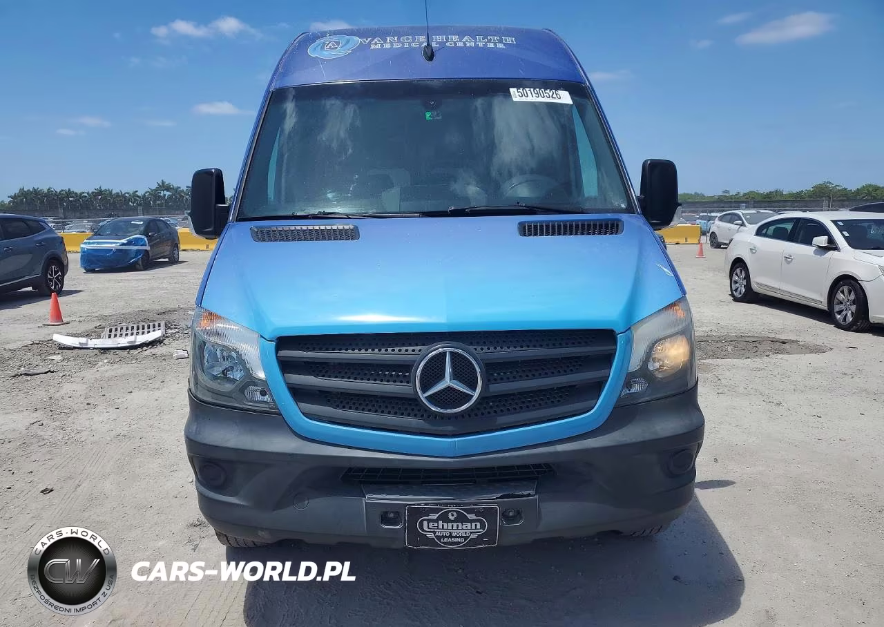 2017 Mercedes Benz Sprinter 2500 VIN:WDZPE8CDXHP517418 - 5