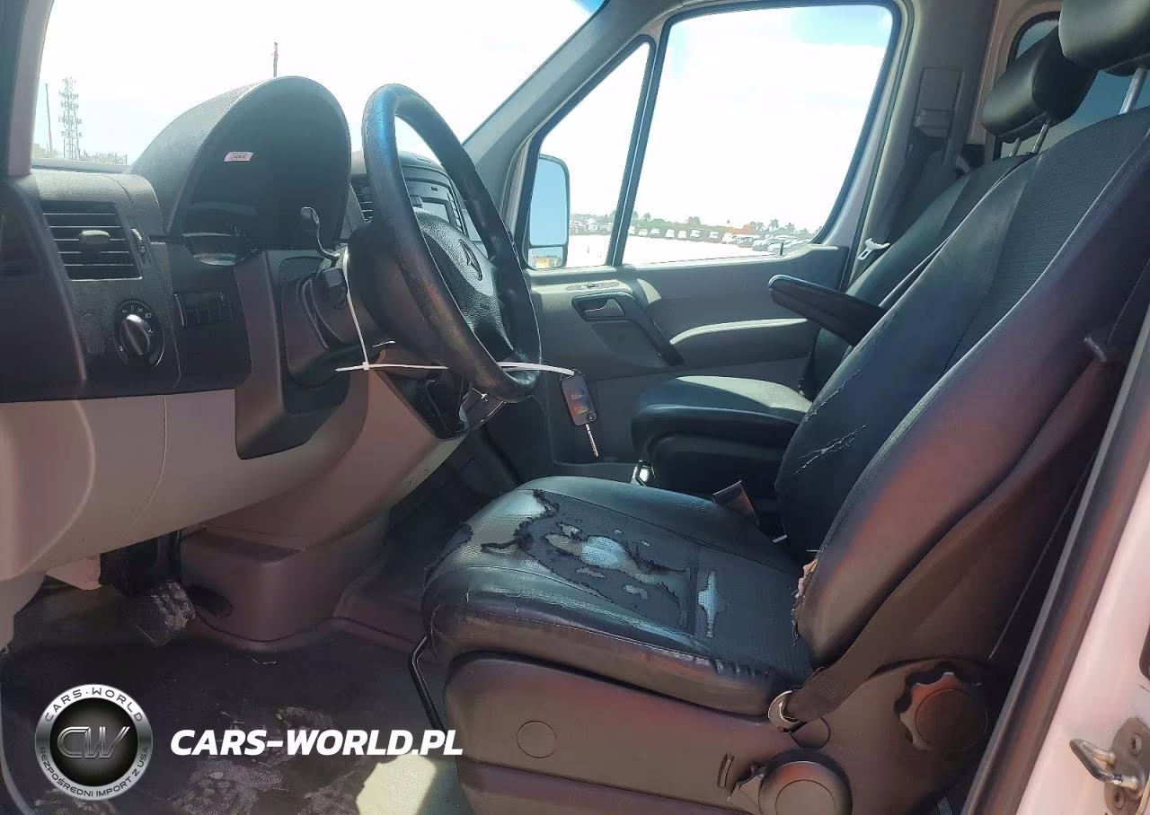 2017 Mercedes Benz Sprinter 2500 VIN:WDZPE8CDXHP517418 - 7