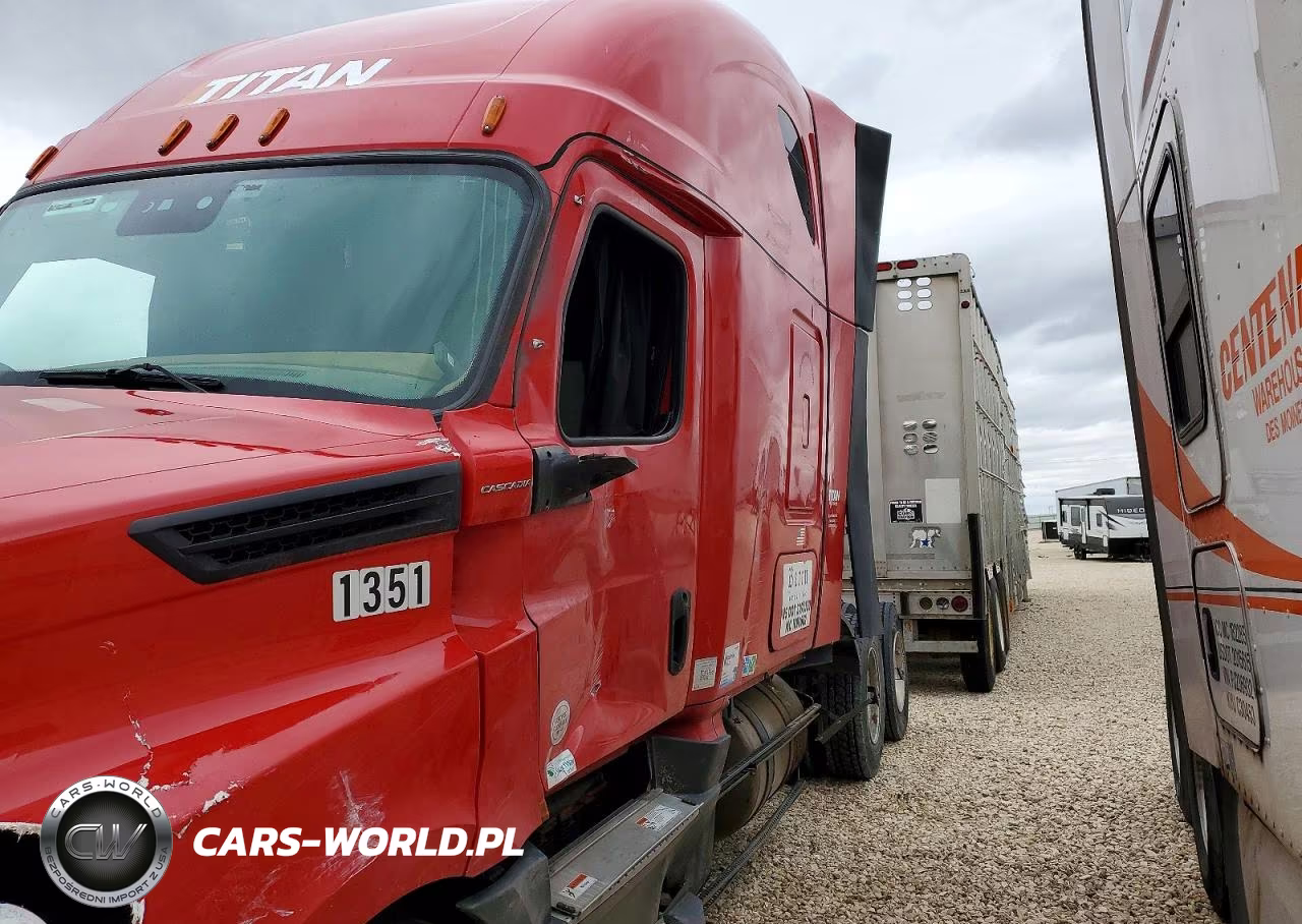 2022 Freightliner Cascadia 126 VIN:1FUJHHDR0NLMX2721 - 10