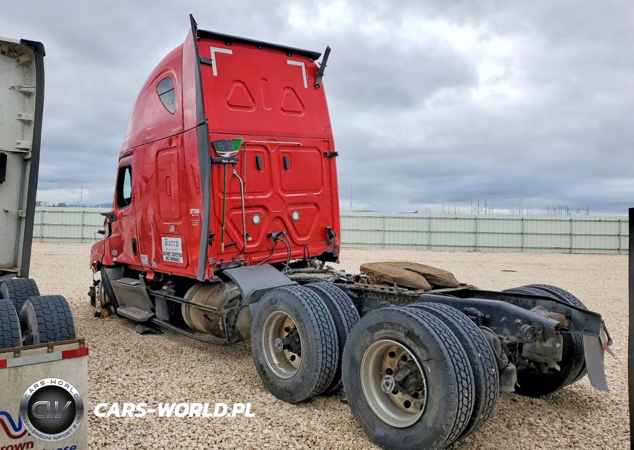 2022 Freightliner Cascadia 126 VIN:1FUJHHDR0NLMX2721 - 3