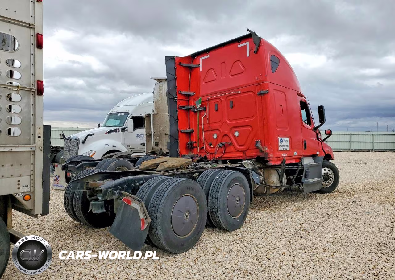2022 Freightliner Cascadia 126 VIN:1FUJHHDR0NLMX2721 - 4