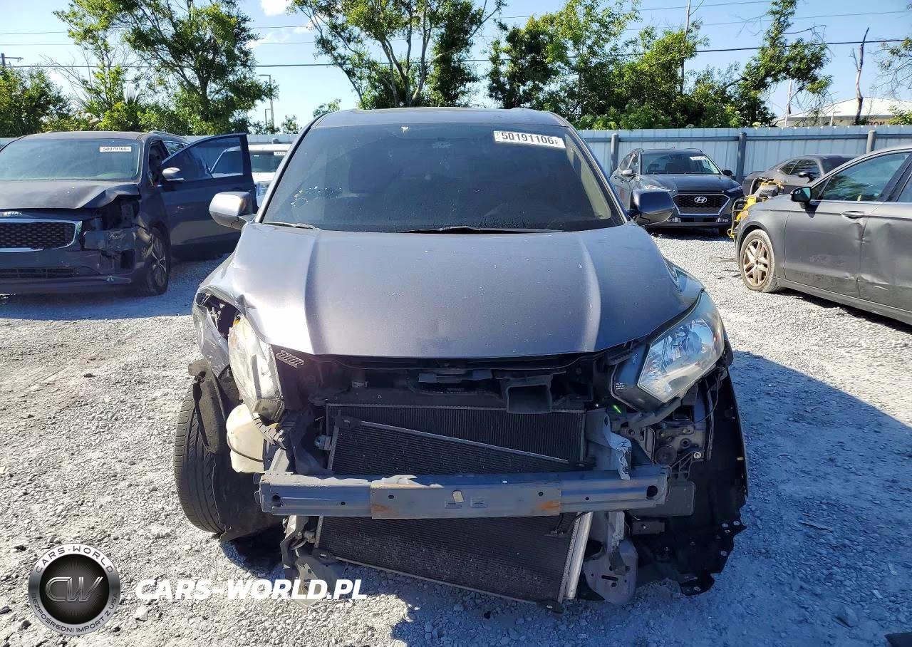 2018 Honda Hr-V Lx VIN:3CZRU6H37JG713319 - 5