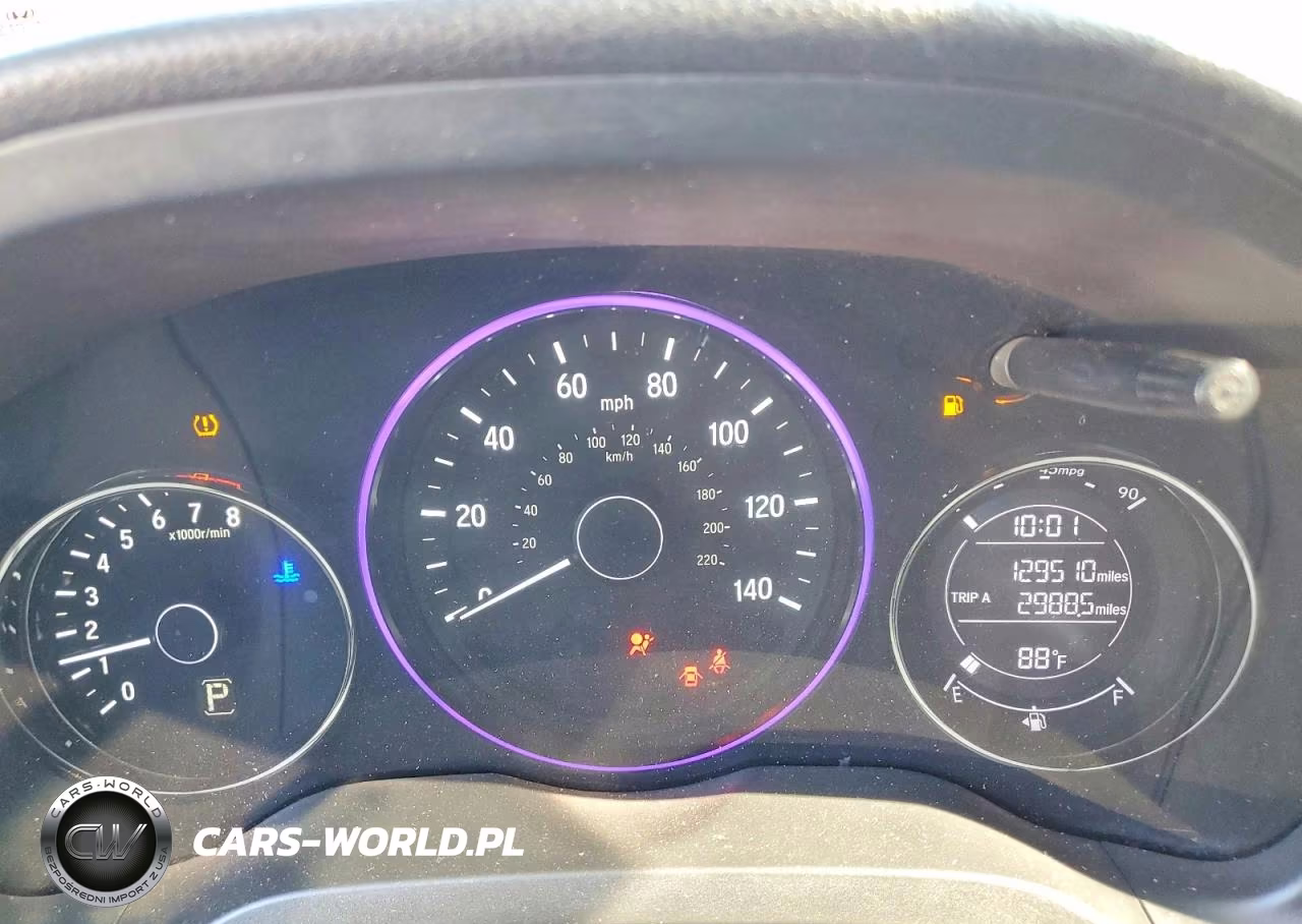 2018 Honda Hr-V Lx VIN:3CZRU6H37JG713319 - 9