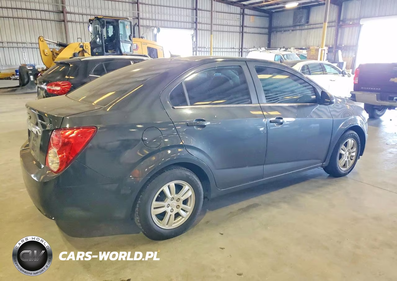2014 Chevrolet Sonic Lt VIN:1G1JC5SH4E4174190 - 3