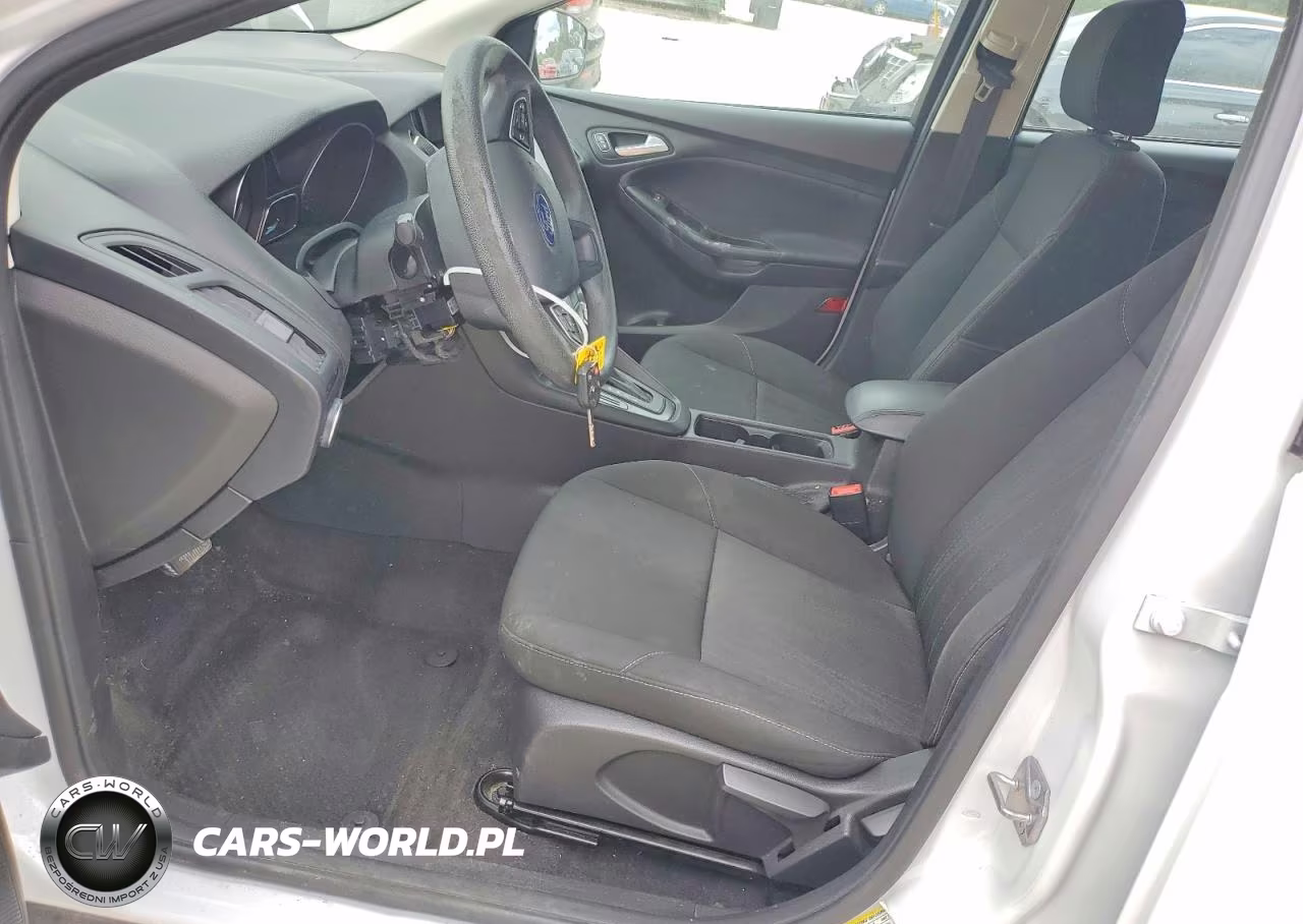 2017 Ford Focus Se VIN:1FADP3K29HL331334 - 7