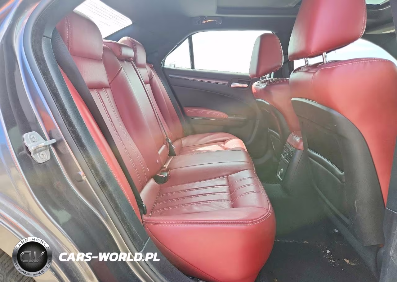 2014 Chrysler 300 S VIN:2C3CCAGG2EH201399 - 10