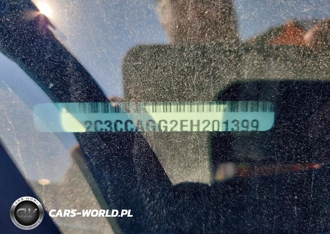 2014 Chrysler 300 S VIN:2C3CCAGG2EH201399 - 12