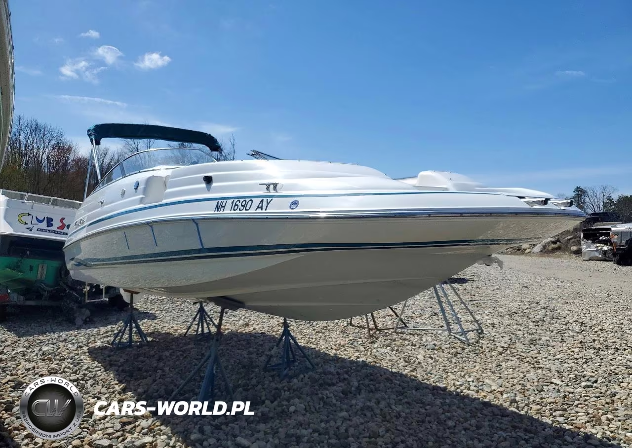 1997 Chris Craft 23 Concept Bowrider - Boat