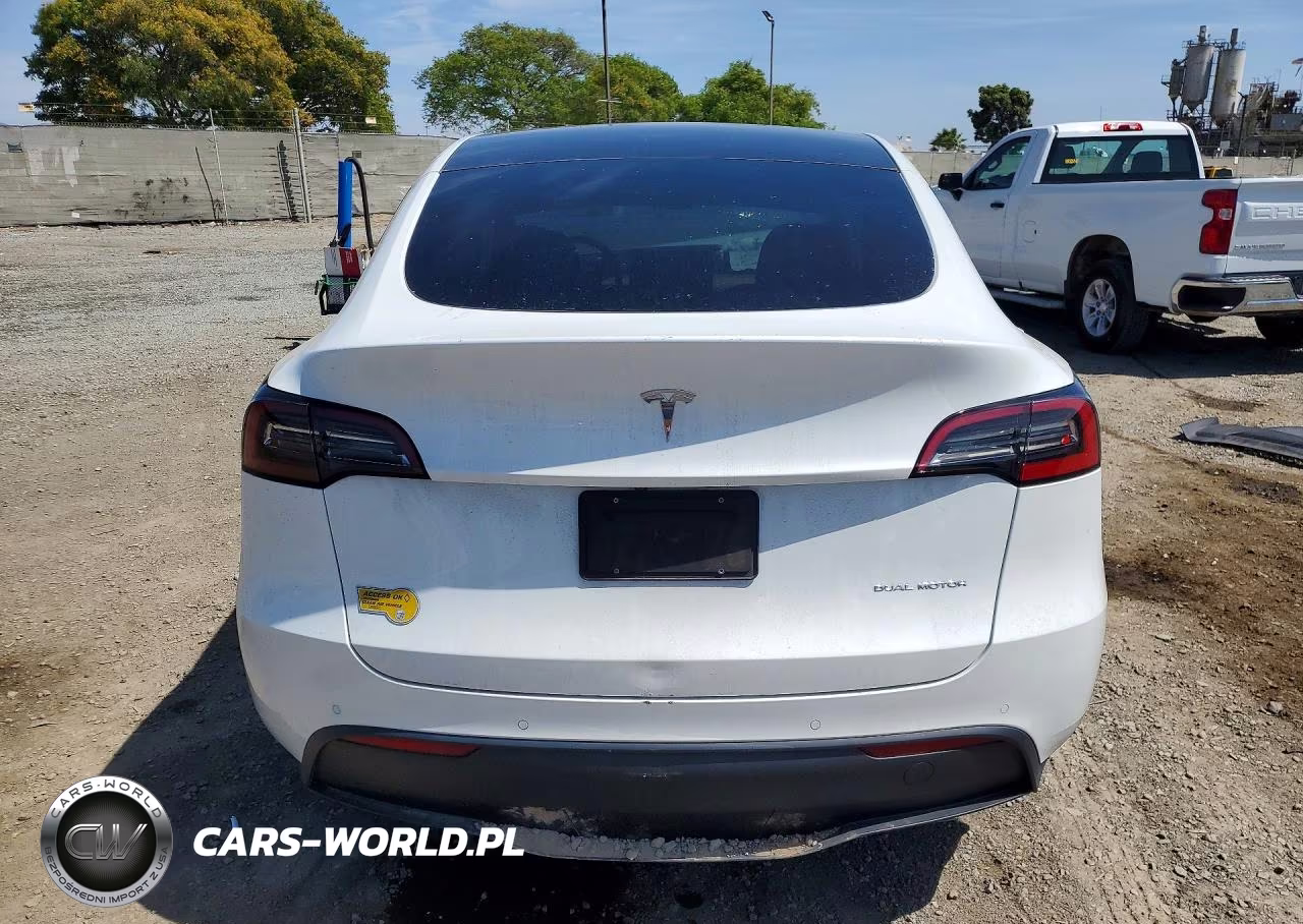 2022 Tesla Model Y VIN:7SAYGDEE1NF363462 - 6