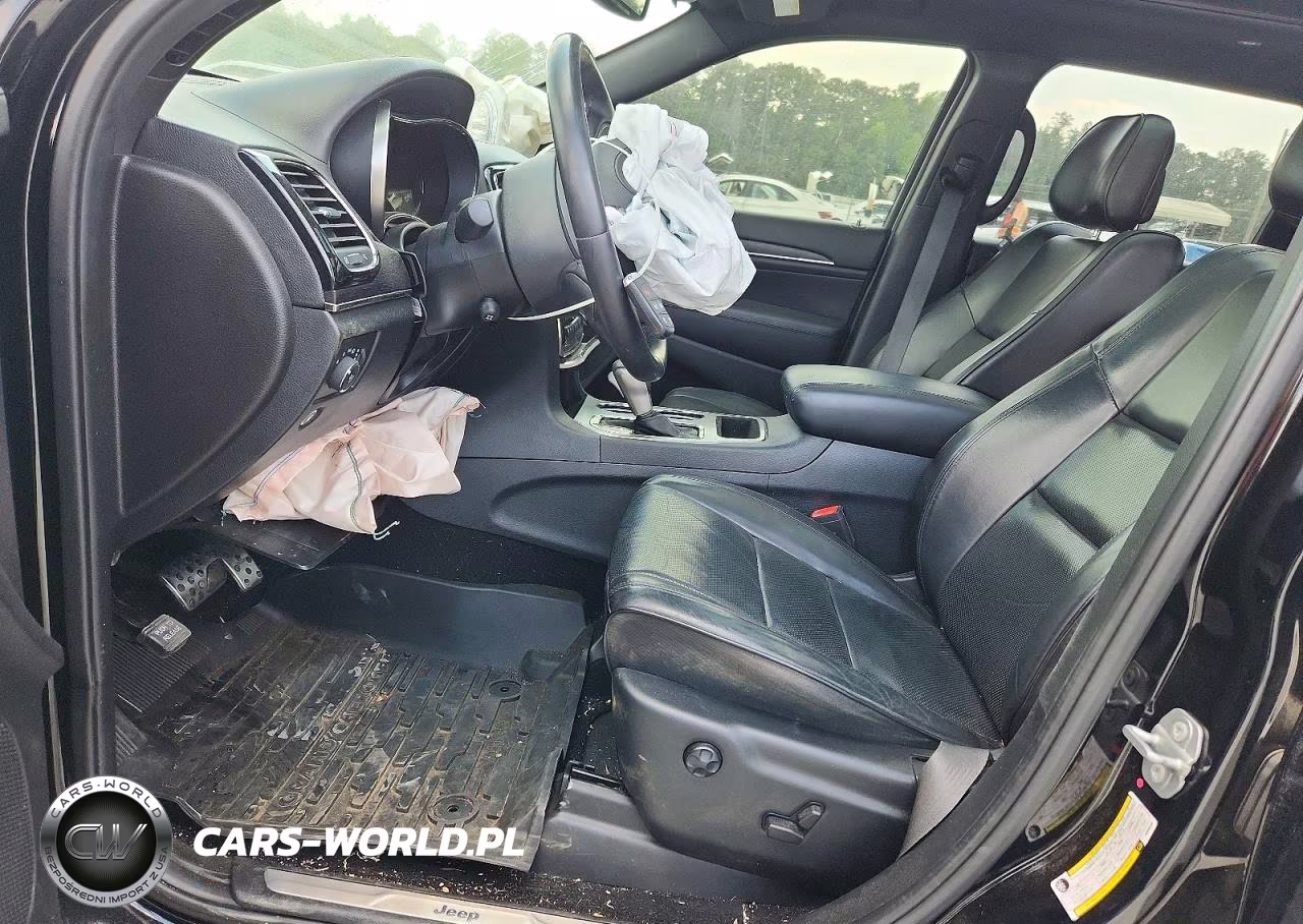 2019 Jeep Grand Cherokee Overland VIN:1C4RJECGXKC699066 - 7