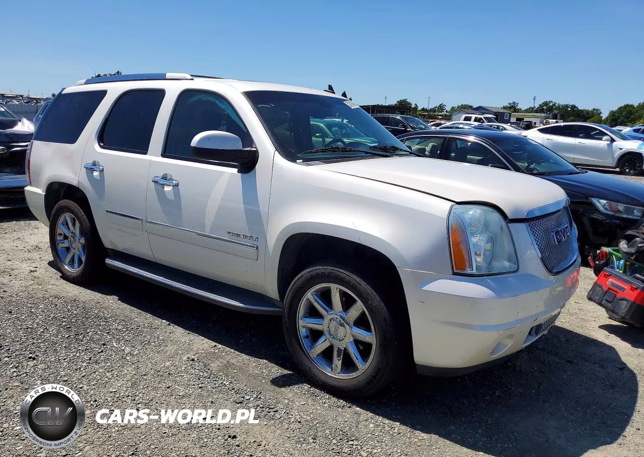 2011 GMC Yukon Denali VIN:1GKS2EEFXBR349120 - 4