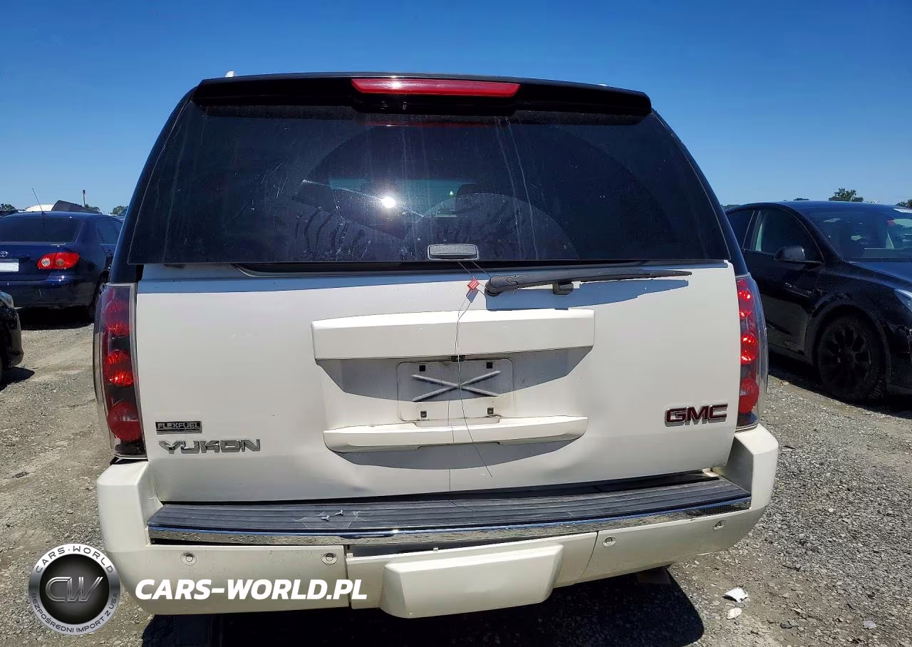 2011 GMC Yukon Denali VIN:1GKS2EEFXBR349120 - 6