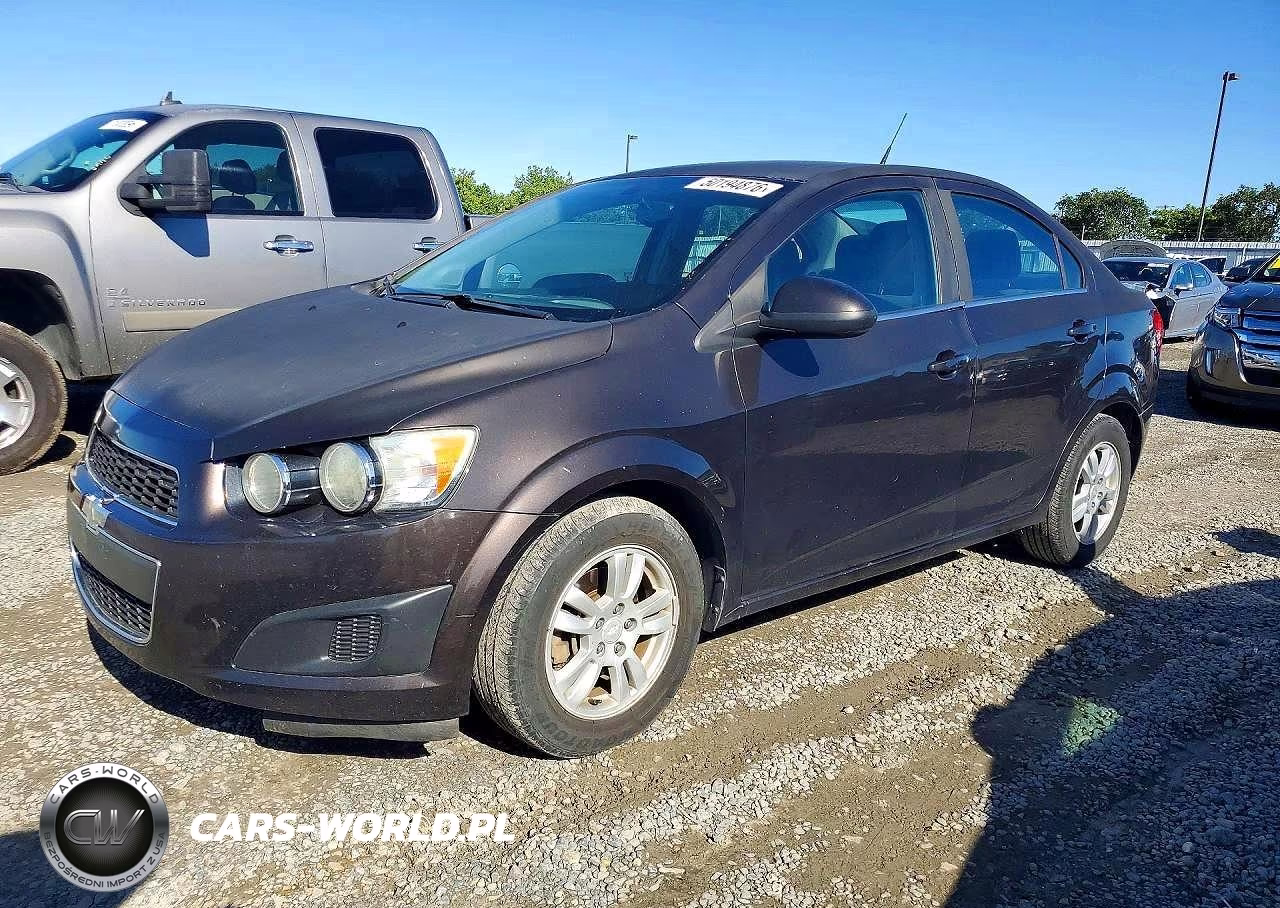 2014 Chevrolet Sonic Lt – zdjęcie 1 z 12