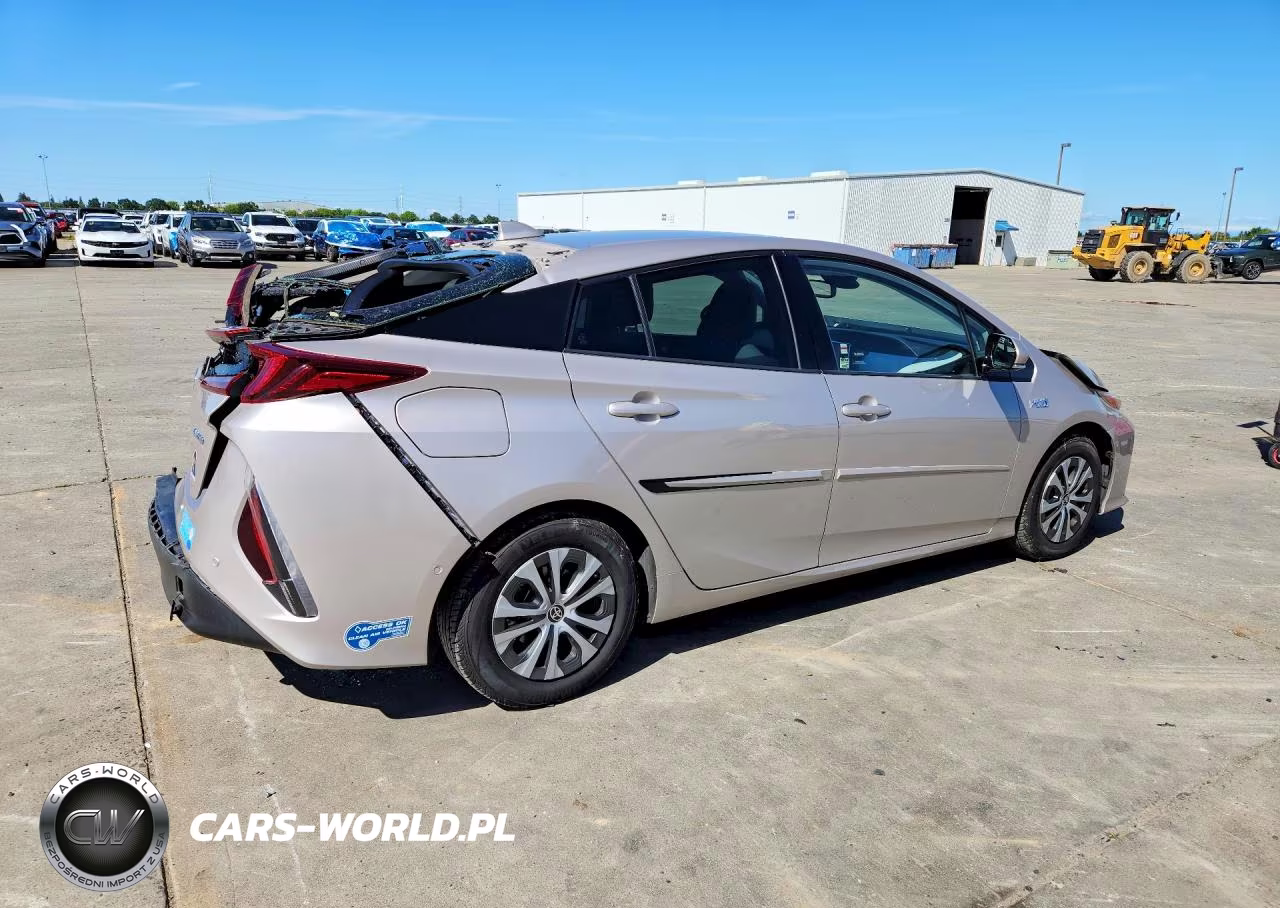 2020 Toyota Prius Prime Limited VIN:JTDKARFP6L3159025 - 3