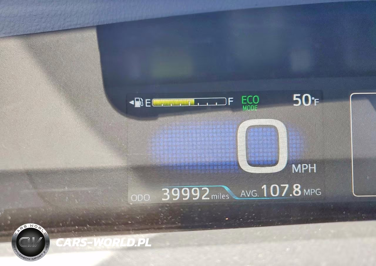 2020 Toyota Prius Prime Limited VIN:JTDKARFP6L3159025 - 9