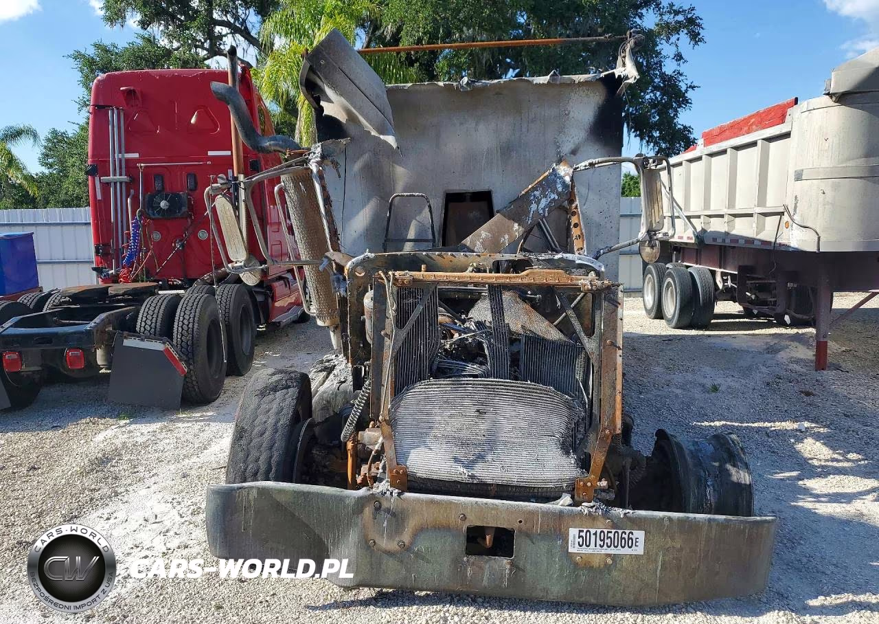 2007 Peterbilt 357 Dump Truck VIN:1NPALT0X57N692935 - 5