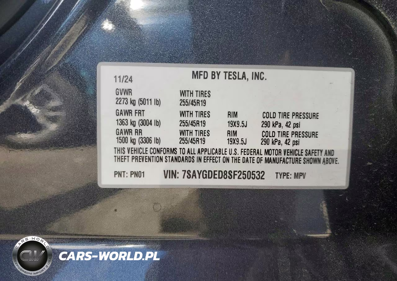 2025 Tesla Model Y VIN:7SAYGDED8SF250532 - 13