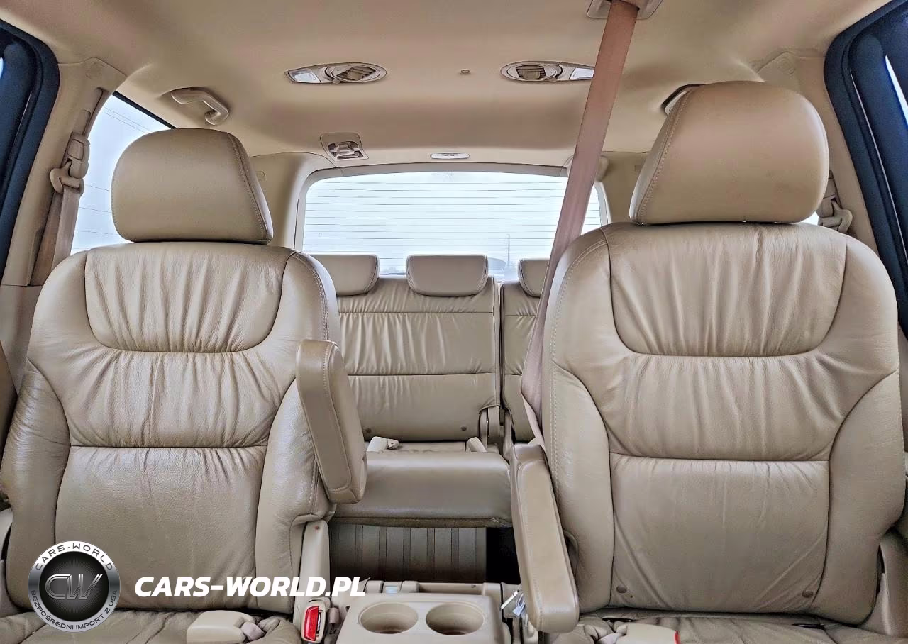 2010 Honda Odyssey Touring VIN:5FNRL3H91AB022014 - 10