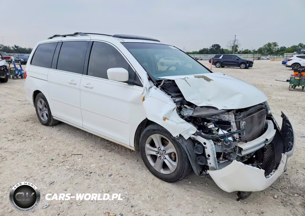 2010 Honda Odyssey Touring VIN:5FNRL3H91AB022014 - 4