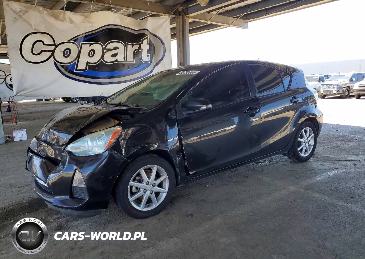 2012 Toyota Prius C Three – zdjęcie 1 z 12