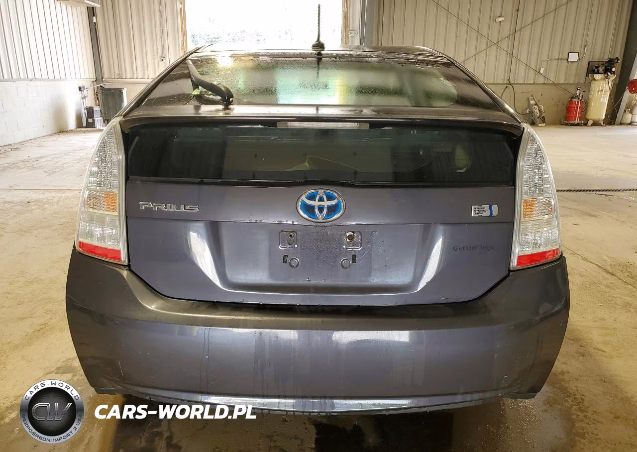 2011 Toyota Prius Three VIN:JTDKN3DU2B5334416 - 6