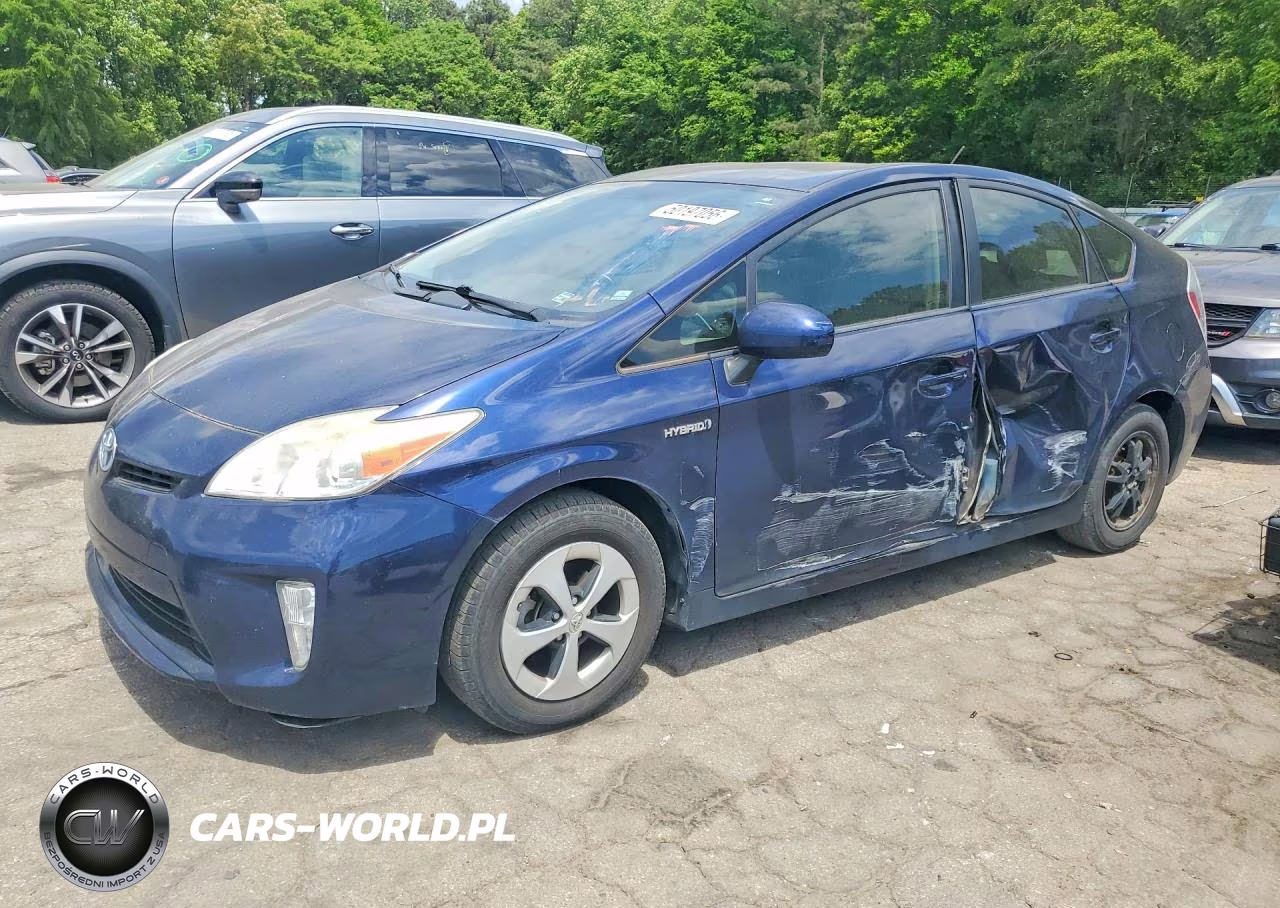 2013 Toyota Prius Two – zdjęcie 1 z 12