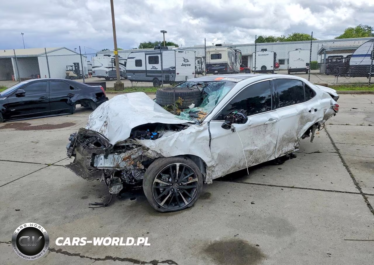 2018 Toyota Camry Xse V6 – zdjęcie 1 z 12